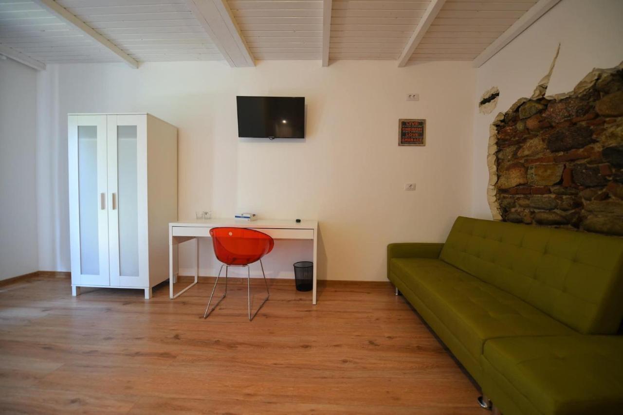 La Mosie Hotel Hateg Luaran gambar