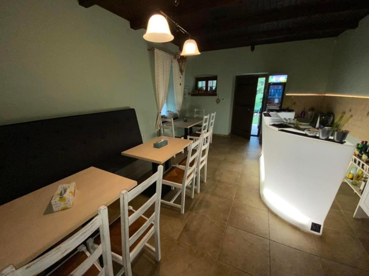 La Mosie Hotel Hateg Luaran gambar