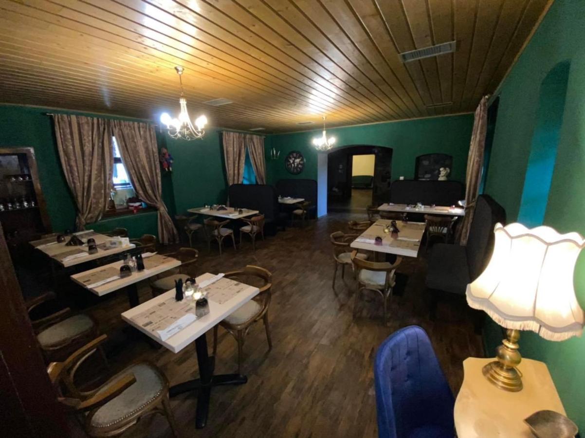 La Mosie Hotel Hateg Luaran gambar