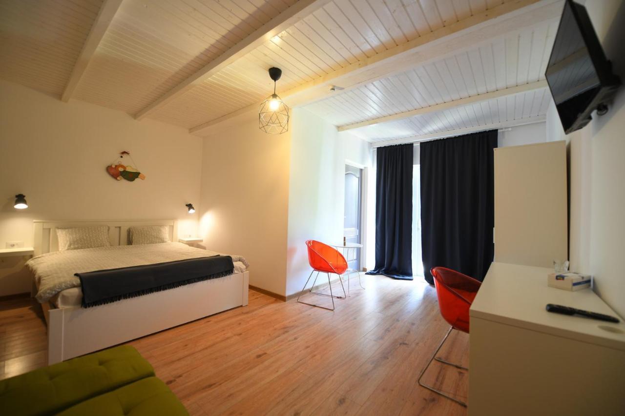 La Mosie Hotel Hateg Luaran gambar